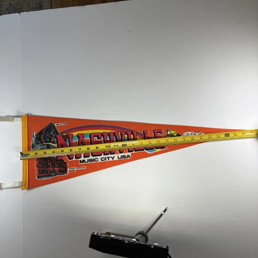 Vintage Felt Pennant Nashville Music‎ City USA Country Music 26
